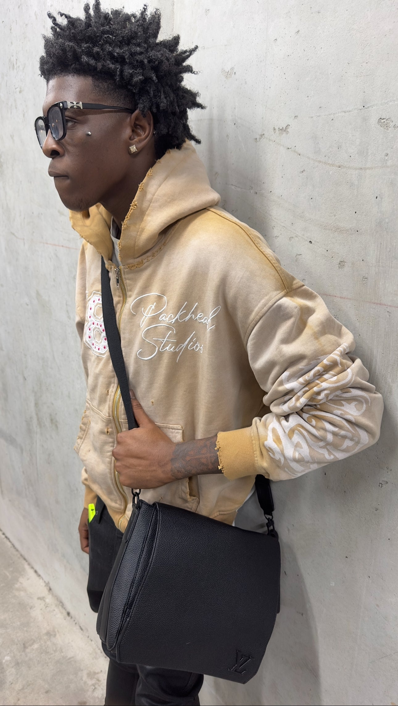 “88 VARISTY MOCHA” ZIP